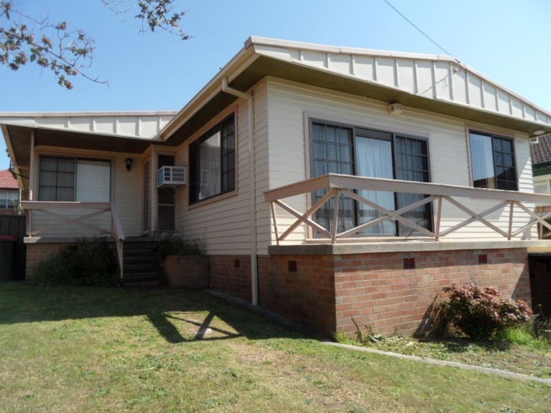 8 Scott Street, Rutherford NSW 2320