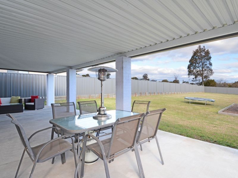 44 York Street, Greta NSW 2334