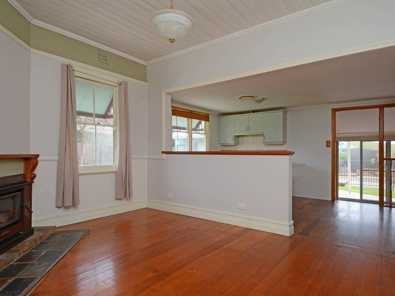 11 William Street, Telarah NSW 2320