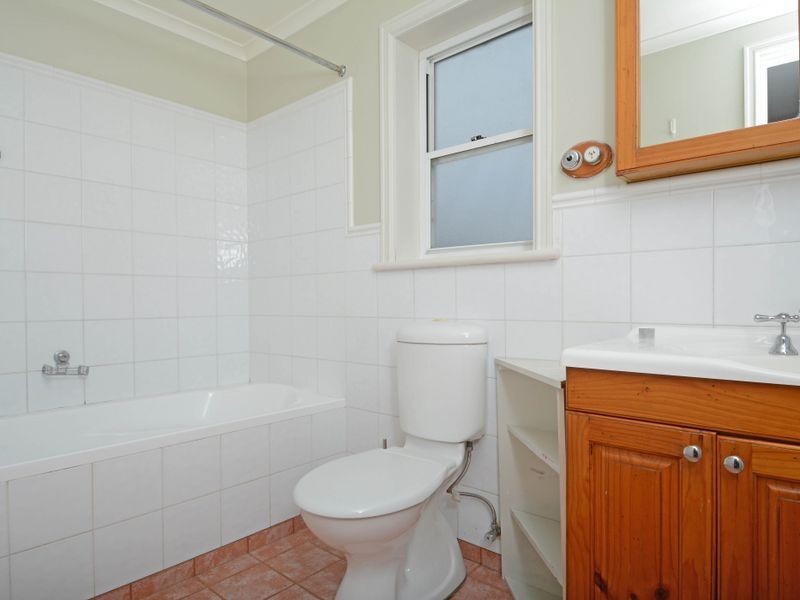 11 William Street, Telarah NSW 2320