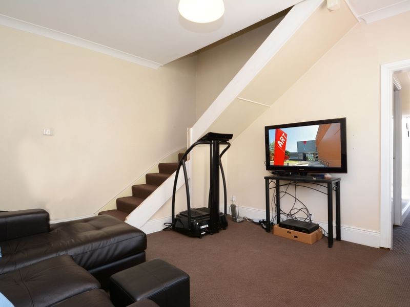 9 Radford Street, Maitland NSW 2320