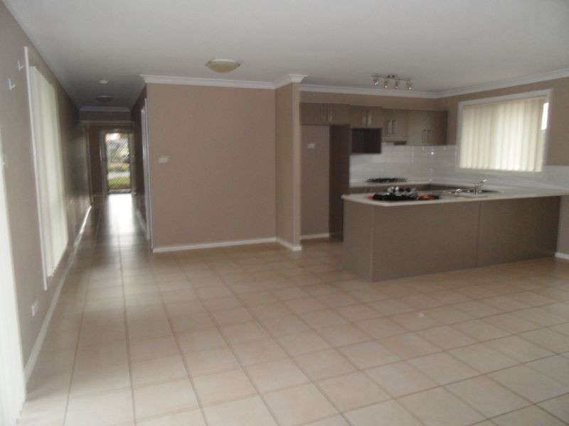 1/18 Farmgate Rd, East Branxton NSW 2335