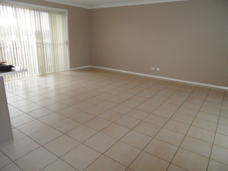 1/18 Farmgate Rd, East Branxton NSW 2335