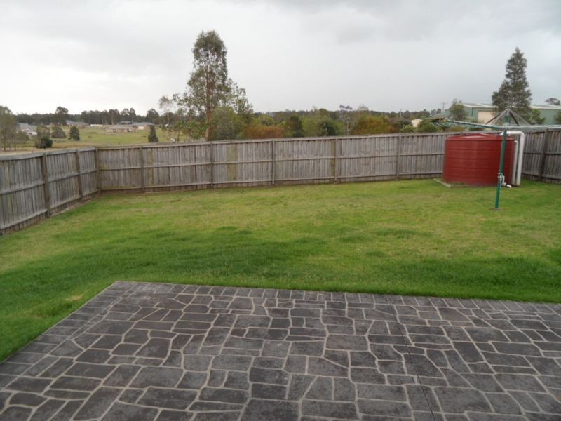 1/18 Farmgate Rd, East Branxton NSW 2335