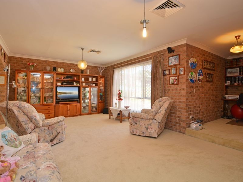 12-14 Tannant Avenue, Rutherford NSW 2320