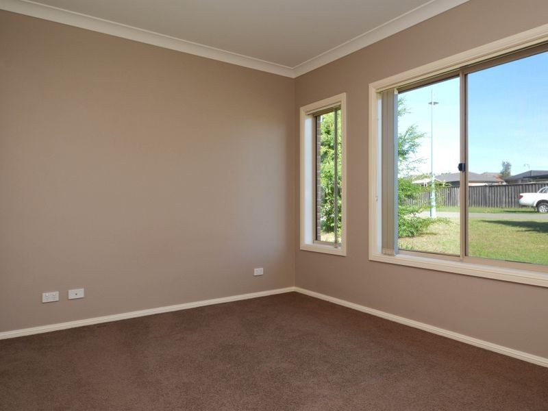 2/42 Poplar Level Terrace, East Branxton NSW 2335