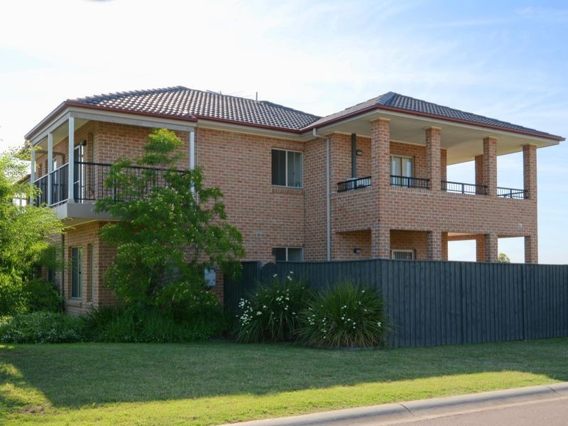 2/42 Poplar Level Terrace, East Branxton NSW 2335