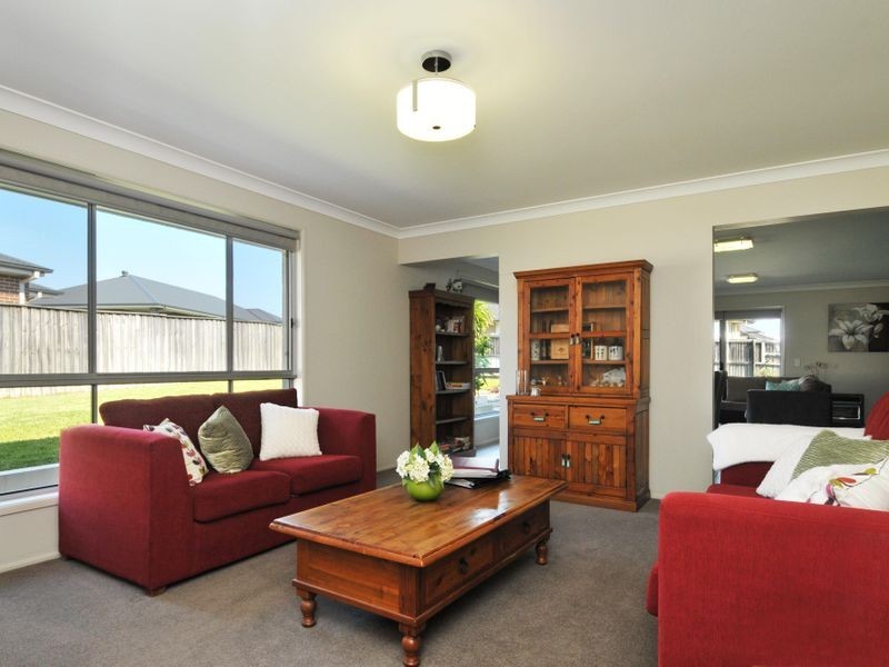 67 Scenic Drive, Gillieston Heights NSW 2321