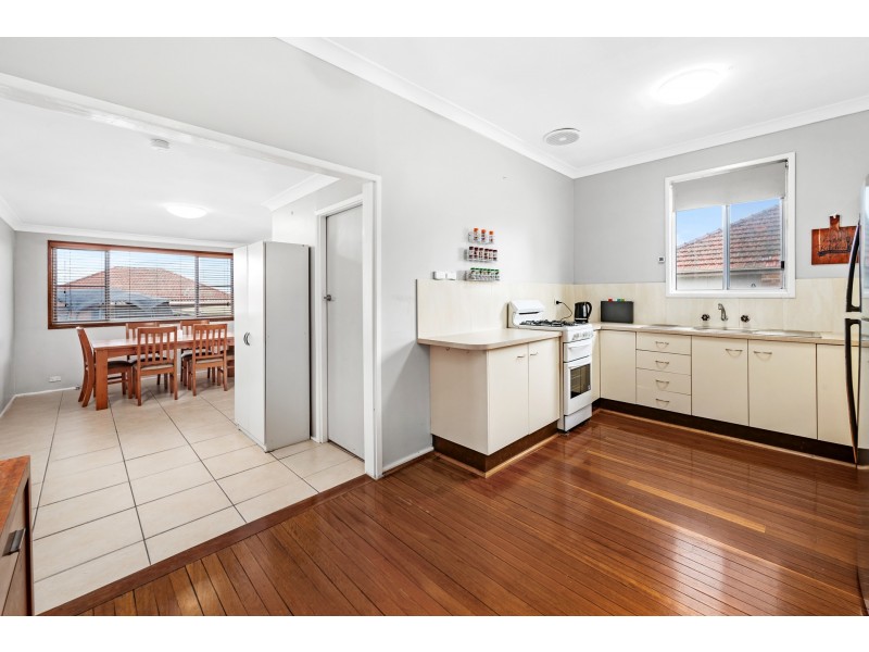 27 Neville Street, Rutherford NSW 2320