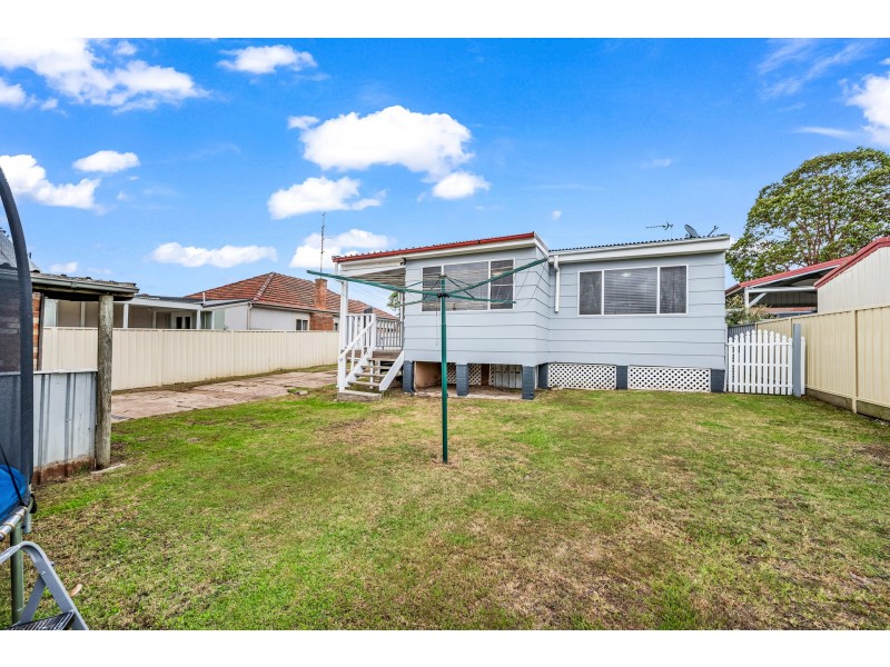 27 Neville Street, Rutherford NSW 2320