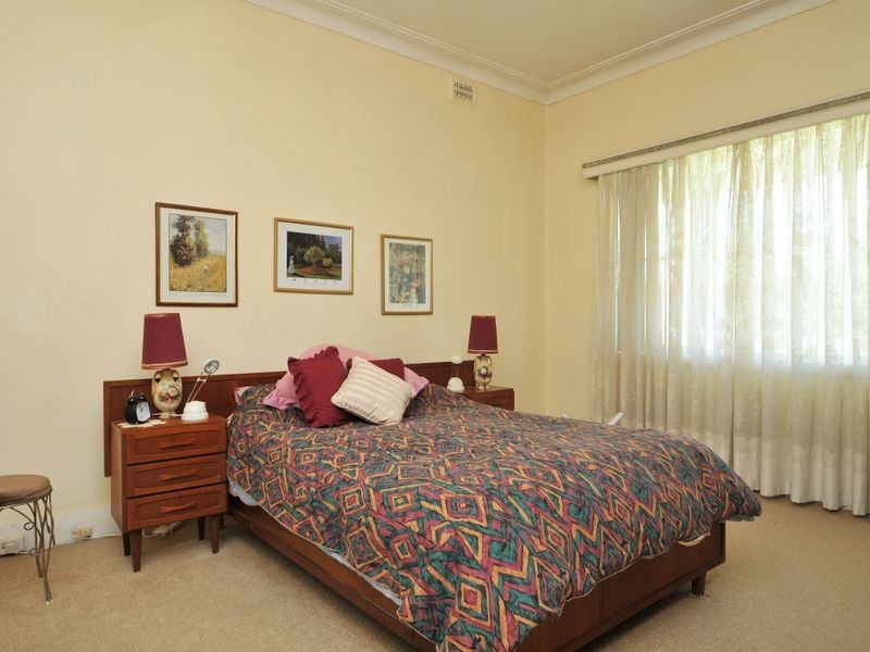 7 Banks Street, East Maitland NSW 2323