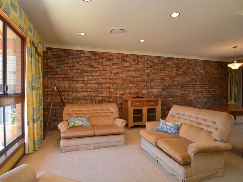 10 Turnbull Drive, East Maitland NSW 2323