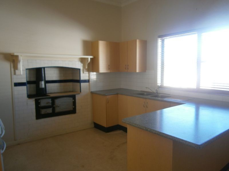 37 Bridge Street, Cessnock NSW 2325