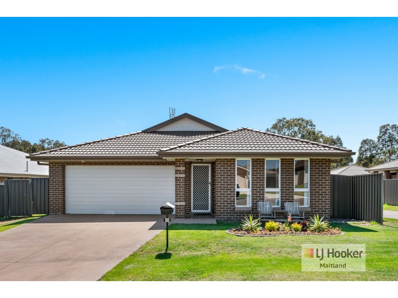 30 Diamond Circuit, Rutherford NSW 2320