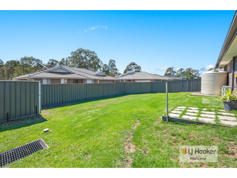 30 Diamond Circuit, Rutherford NSW 2320