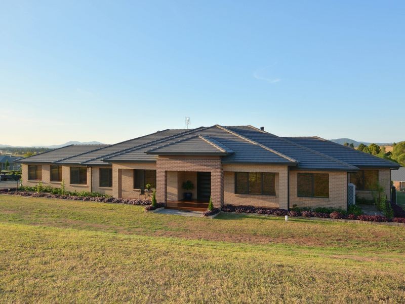 2 Stockyard Close, Lochinvar NSW 2321