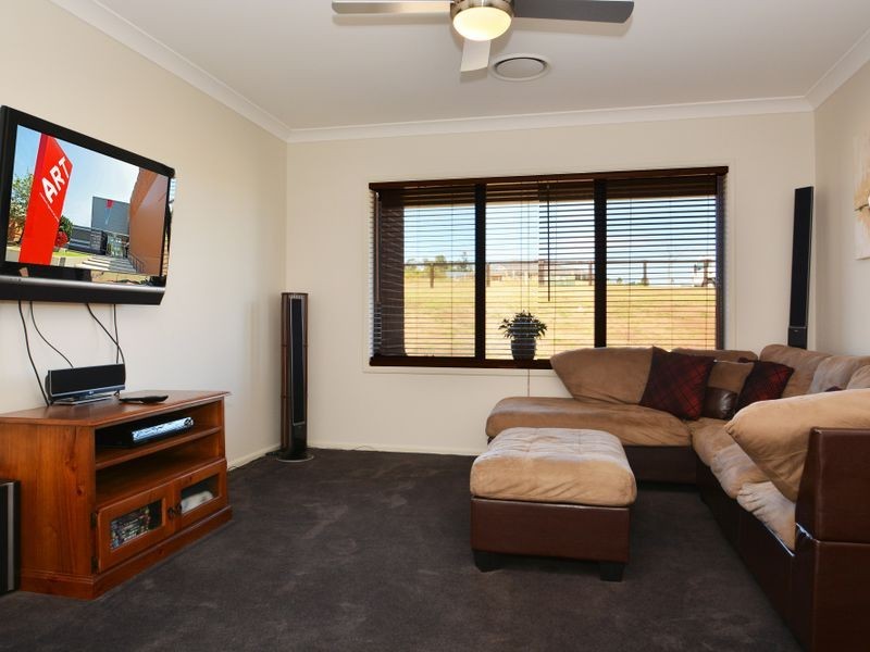 2 Stockyard Close, Lochinvar NSW 2321