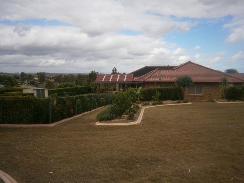 4 Bluegum Drive, Aberglasslyn NSW 2320