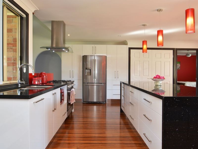 9 Jodi Close, Tenambit NSW 2323