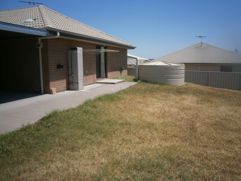 1 Franks Close, East Branxton NSW 2335
