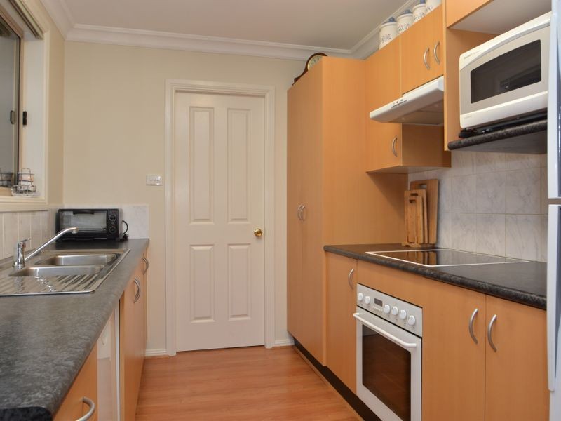 9 Links Avenue, Cessnock NSW 2325
