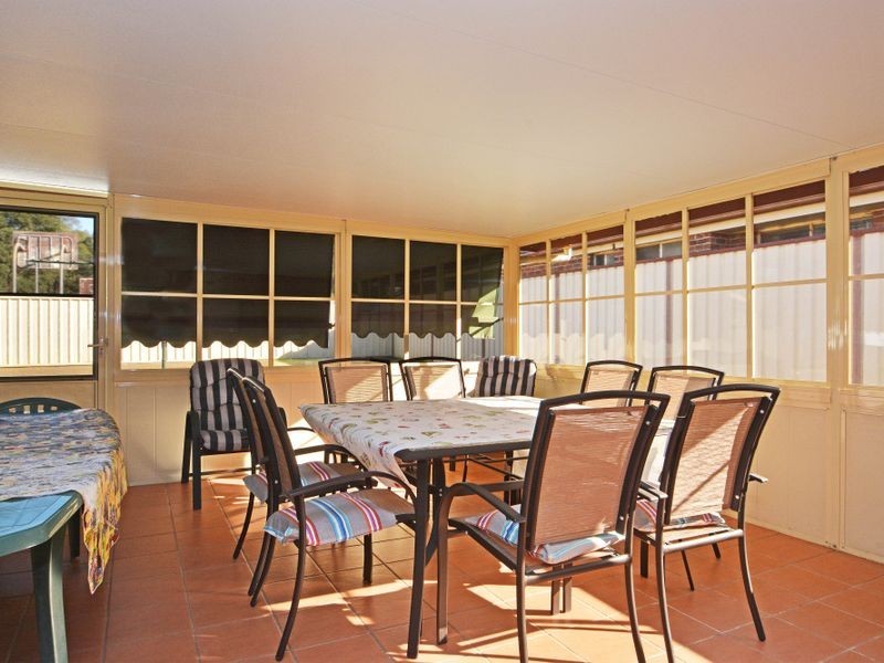 9 Links Avenue, Cessnock NSW 2325