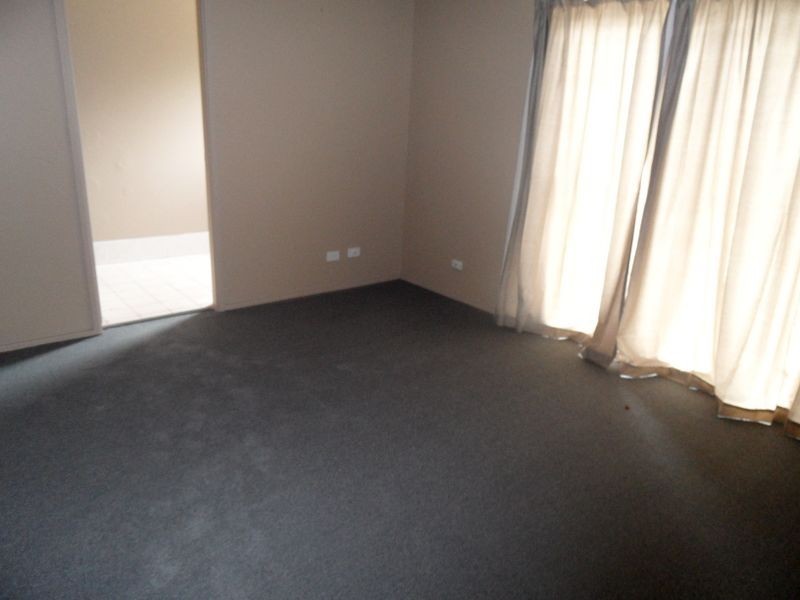 2/27 Ballard St, Maitland NSW 2320