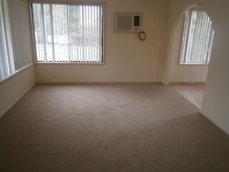 2 Bedford Ave, Metford NSW 2323