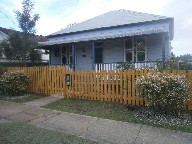 10 Gordon Ave, Cessnock NSW 2325