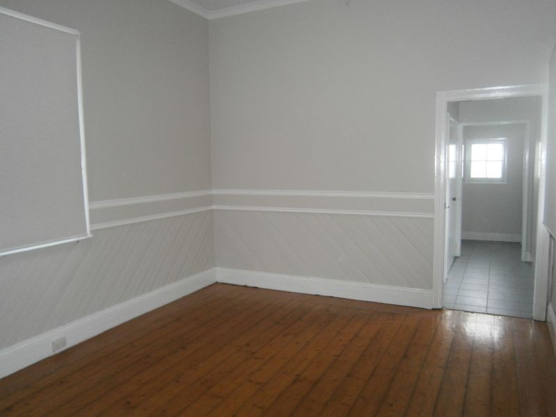 10 Gordon Ave, Cessnock NSW 2325