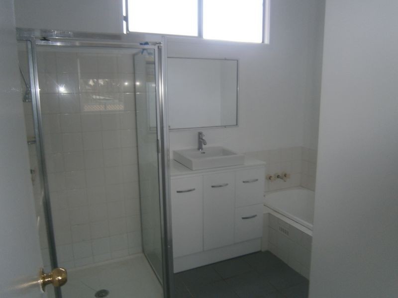 10 Gordon Ave, Cessnock NSW 2325