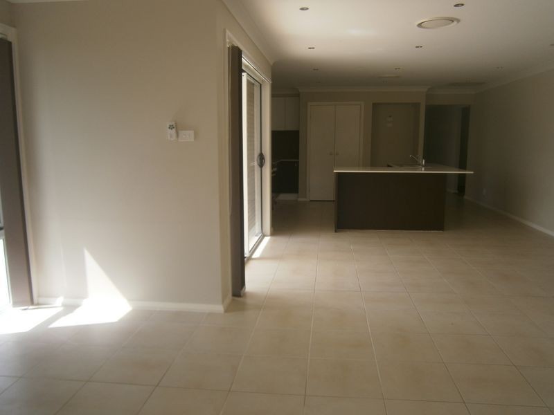 26 Saddlers Drive, Gillieston Heights NSW 2321