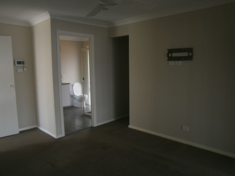 26 Saddlers Drive, Gillieston Heights NSW 2321