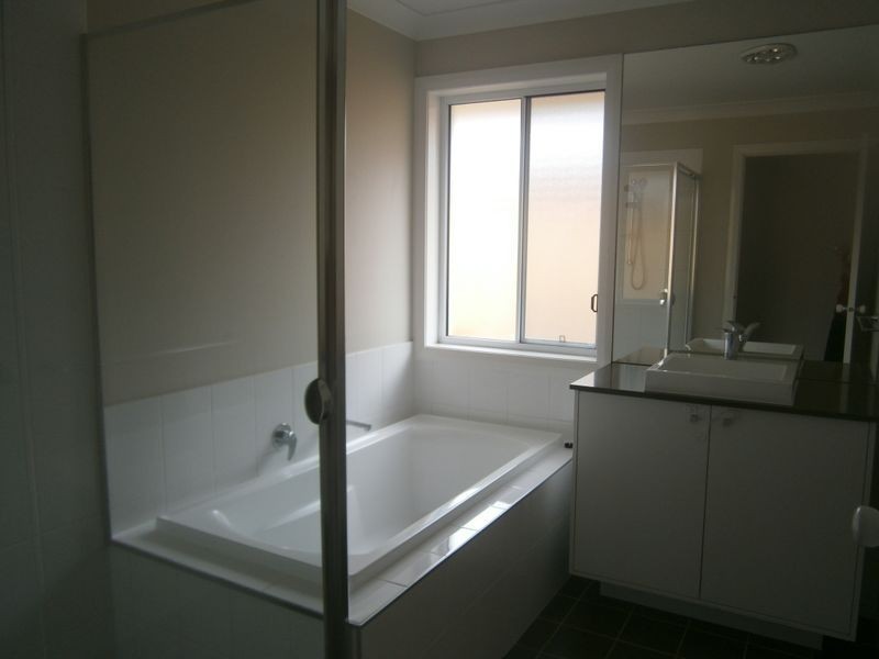 26 Saddlers Drive, Gillieston Heights NSW 2321