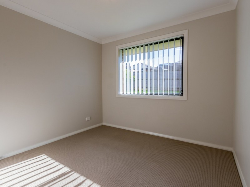 3 Myrtle Crescent, Aberglasslyn NSW 2320