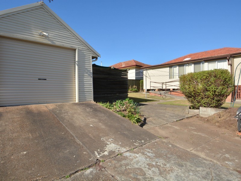 39 Third Avenue, Rutherford NSW 2320