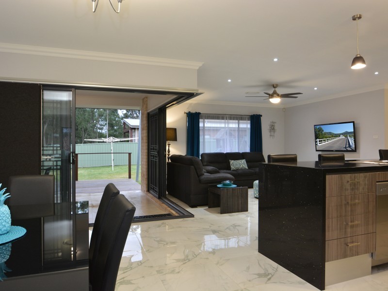 8 Magnetic Drive, Ashtonfield NSW 2323