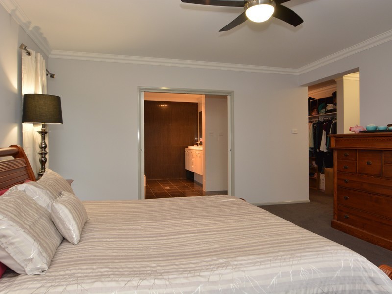8 Magnetic Drive, Ashtonfield NSW 2323