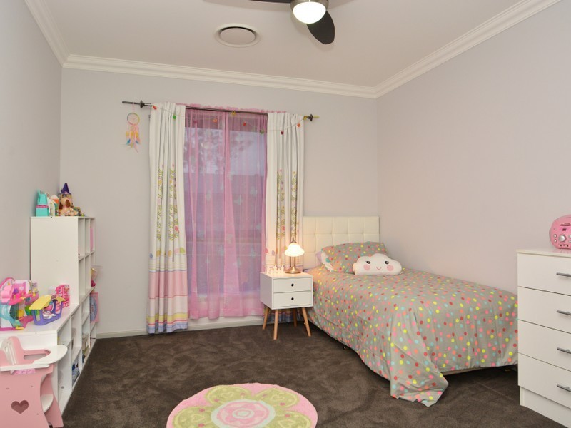 8 Magnetic Drive, Ashtonfield NSW 2323