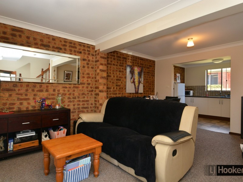 Unit 1/76 Victoria Street, East Maitland NSW 2323