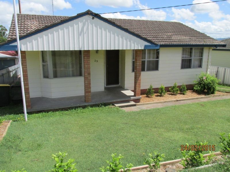 25 Buffier Crescent, Rutherford NSW 2320