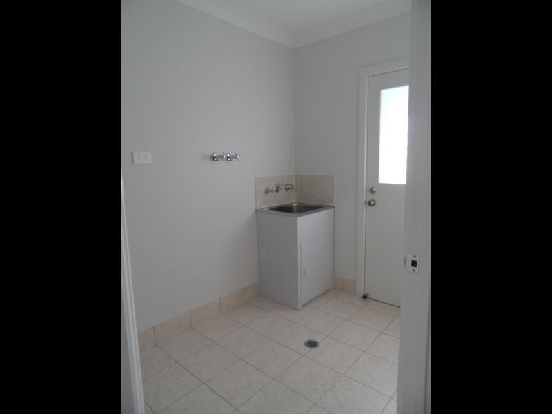 16 Finch Crescent, Aberglasslyn NSW 2320
