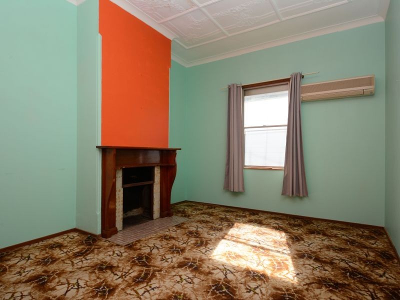 112 New England Highway, Rutherford NSW 2320