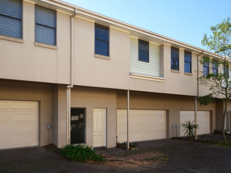 2/93 Bourke Street, Maitland NSW 2320