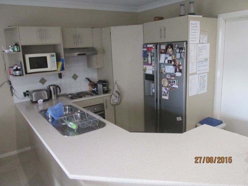 2/66 Canterbury Drive, Raworth NSW 2321