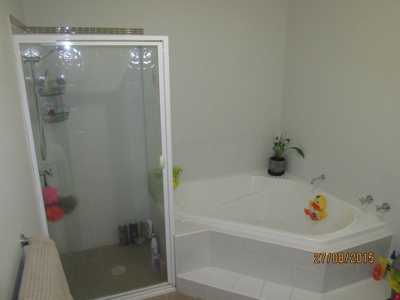 2/66 Canterbury Drive, Raworth NSW 2321