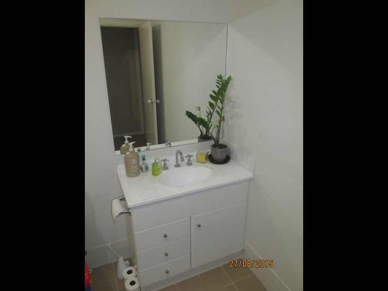 2/66 Canterbury Drive, Raworth NSW 2321