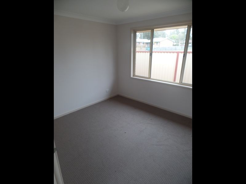 2/19 Schank Drive, Metford NSW 2323