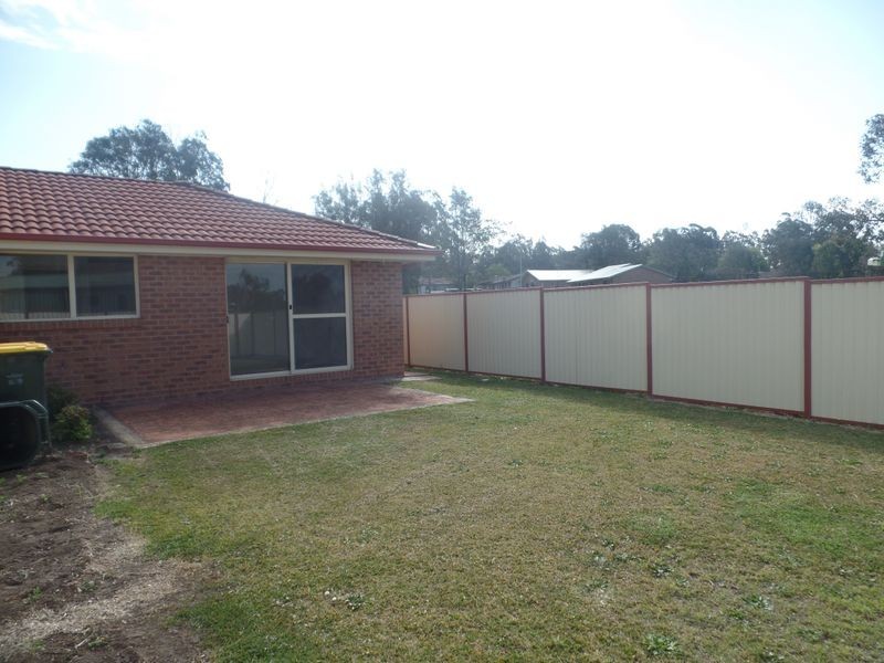 2/19 Schank Drive, Metford NSW 2323