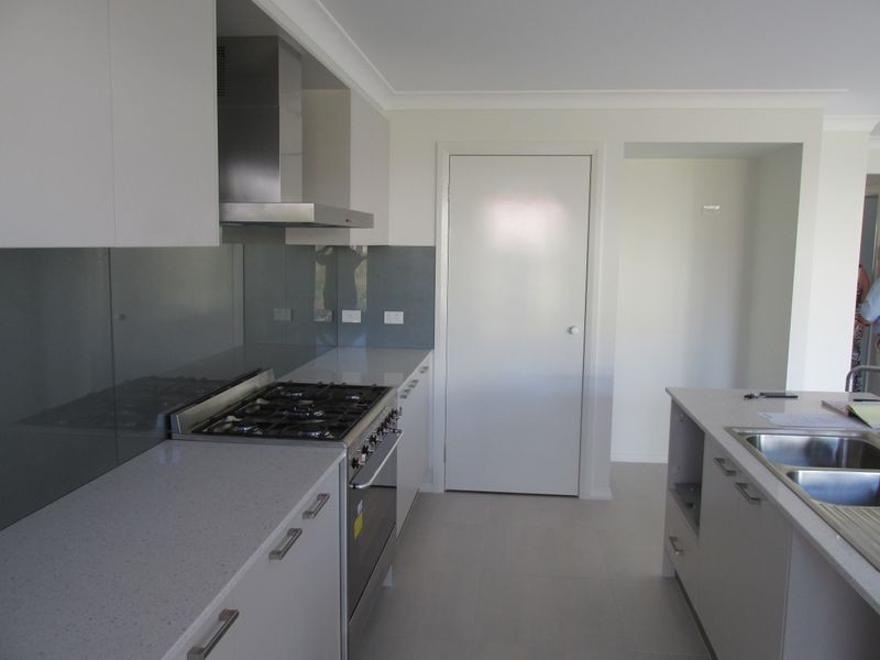 3 Churchill Crescent, Rutherford NSW 2320